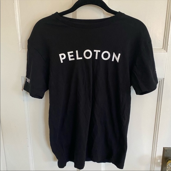 Peloton Women’s black century t-shirt size XS